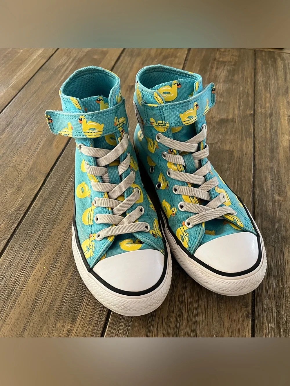Converse Kids Youth High-Top Canvas Sneakers in Teal with Yellow Duck Print